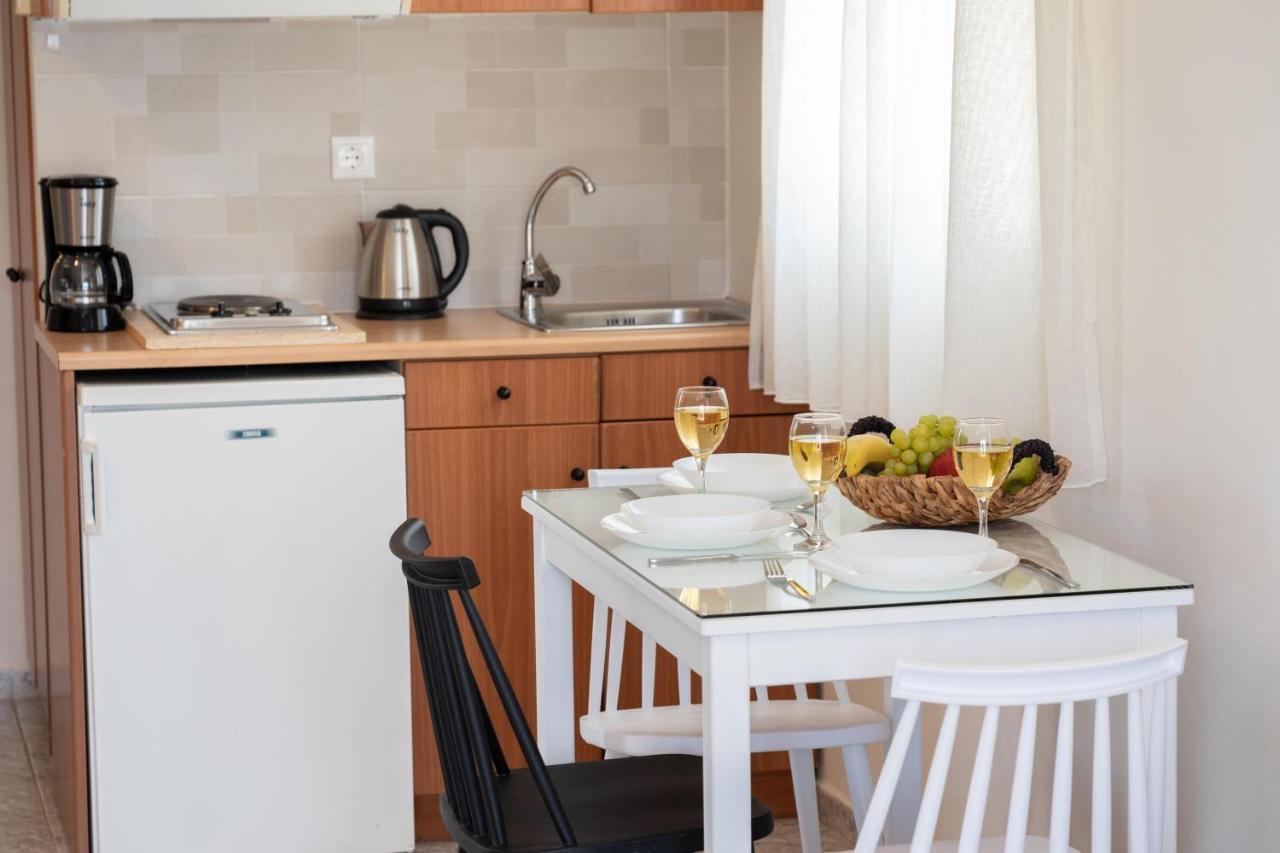 Pavlatos Apartments & Studios سامي المظهر الخارجي الصورة
